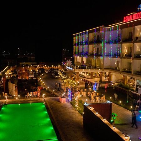 Asian Buddha Hotel Bhairāhawā Bagian luar foto