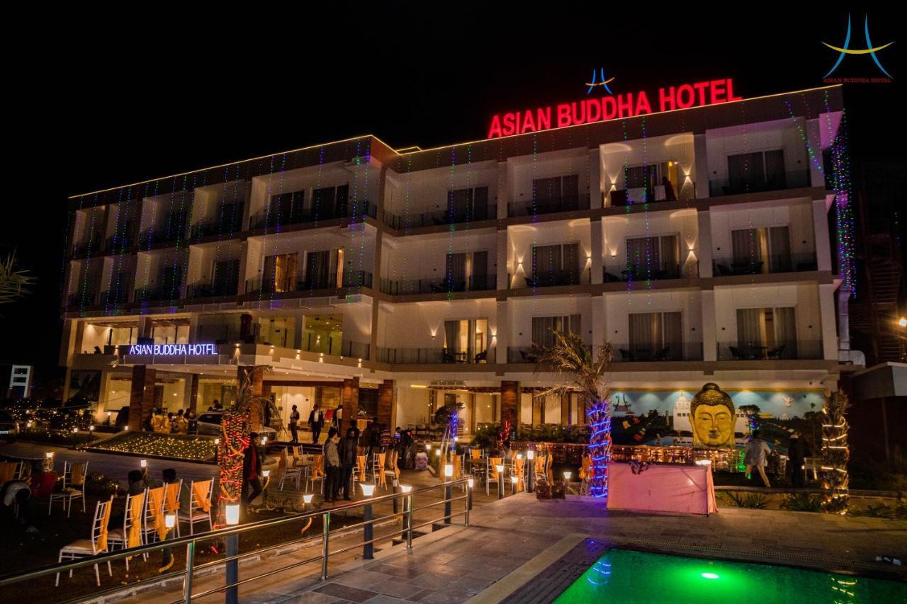 Asian Buddha Hotel Bhairāhawā Bagian luar foto